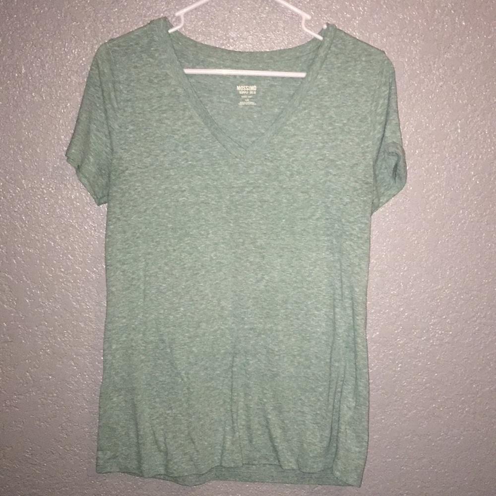 Mossimo Supply Co. tee-shirt